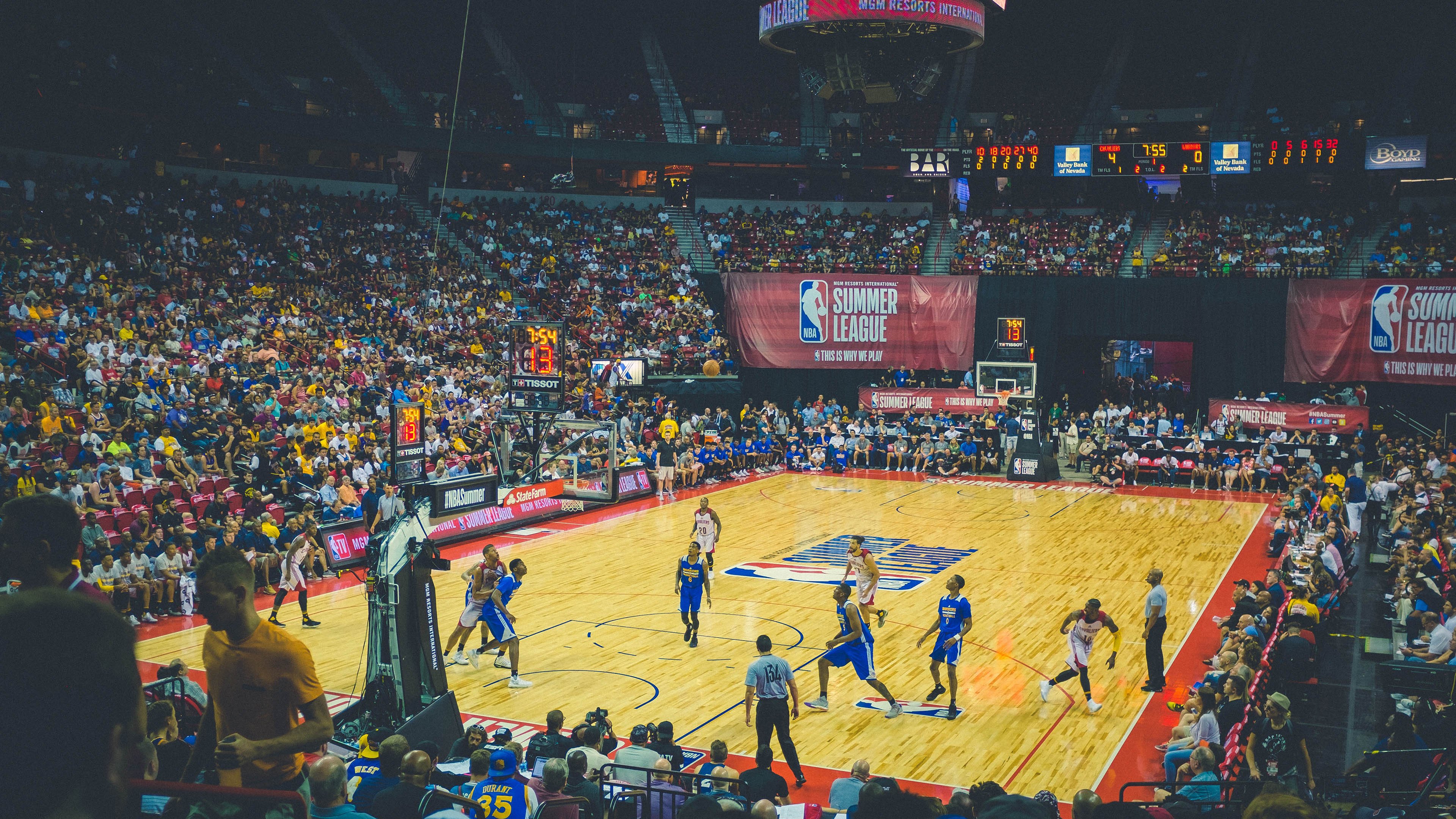 缅甸男篮在亚洲预赛中奋勇争先,期待突破