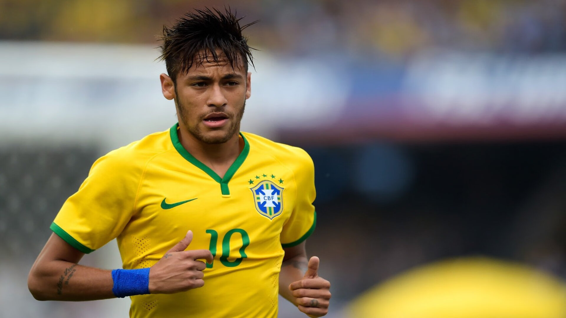 成都蓉城3比1梅州客家罗慕洛传射显大腿价值，罗慕洛集锦