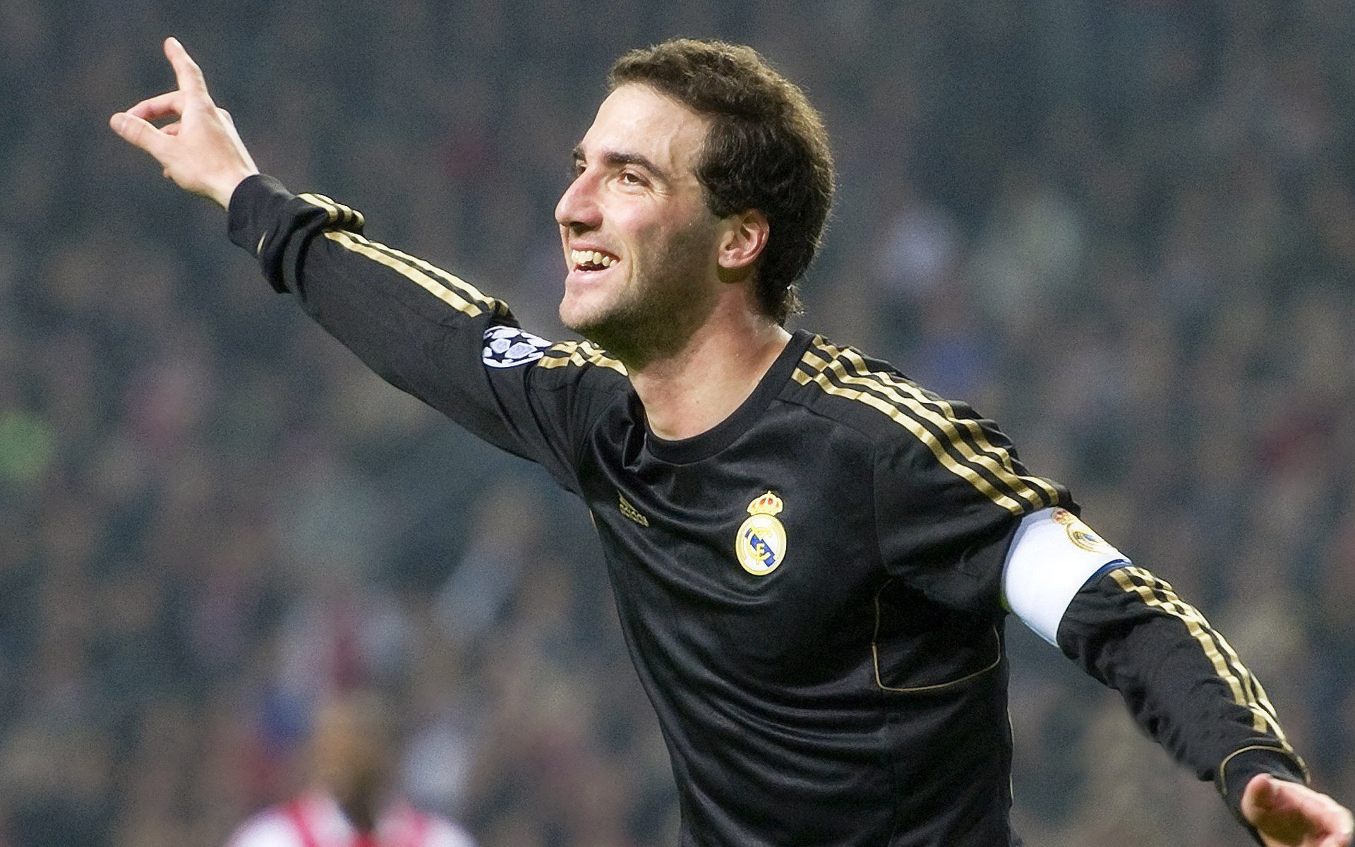 欧洲豪门巅峰对决,火热氛围燃爆现场!,欧洲豪门g14